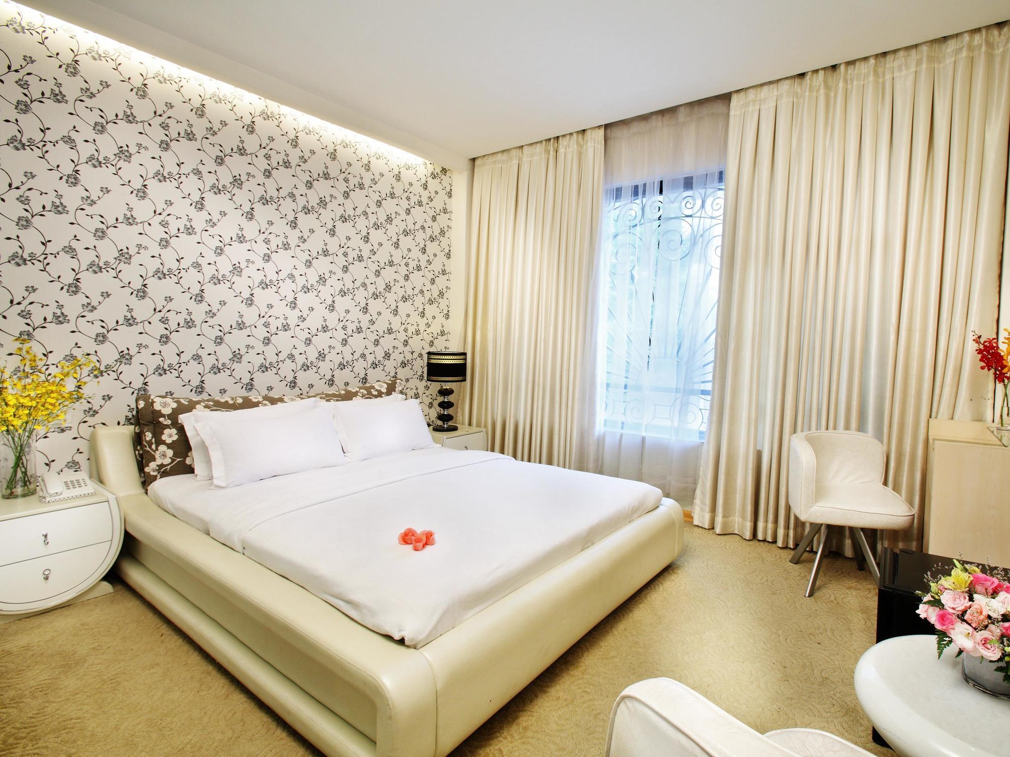 Golden Star Hotel 3*