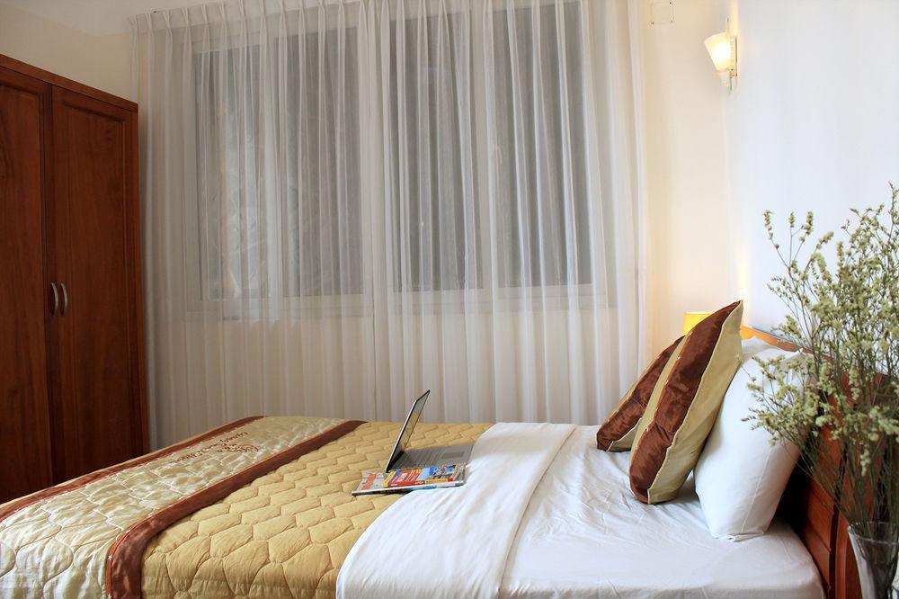 Giang Son Hotel江山民宿范五老区酒吧街胡志明市 Hotel