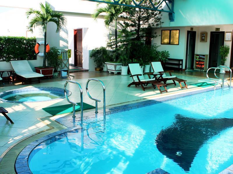 Huong Sen Hotel