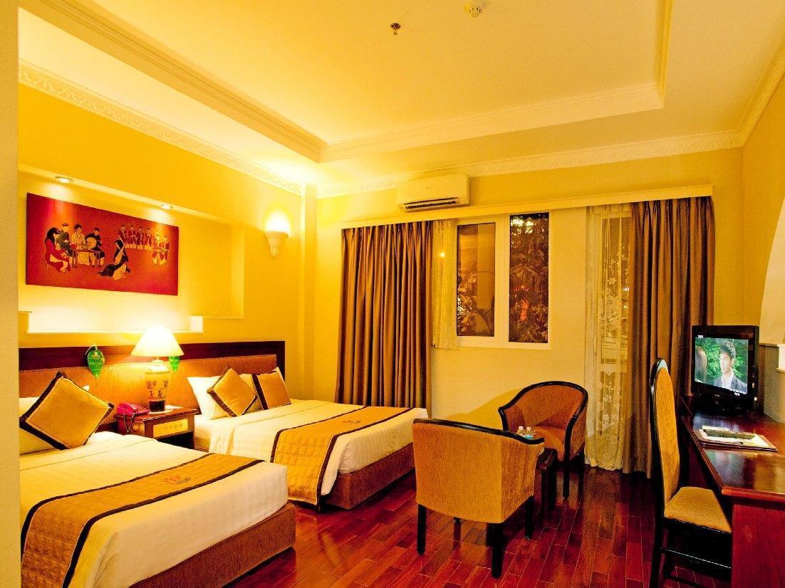 Huong Sen Hotel 3*