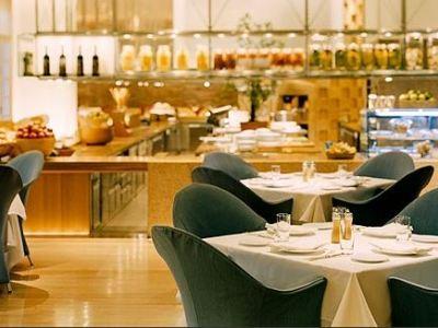 Park Hyatt Saigon Hotel 5*