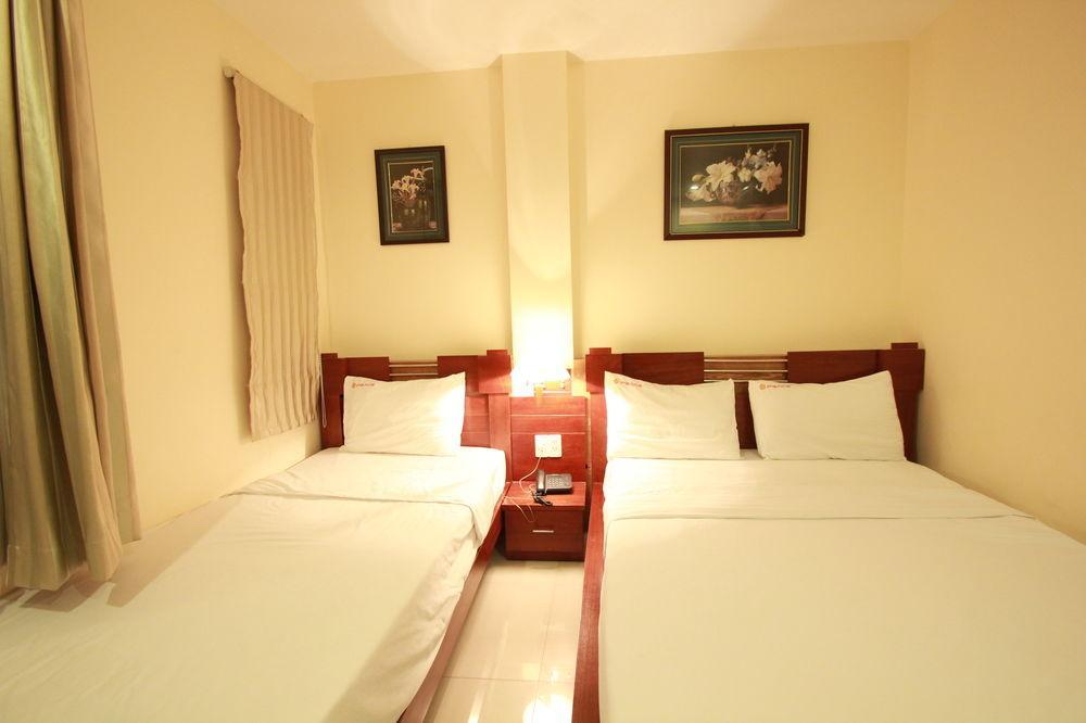 Ipeace - Bui Vien Walking Street Hotel Ho Chi Minh City