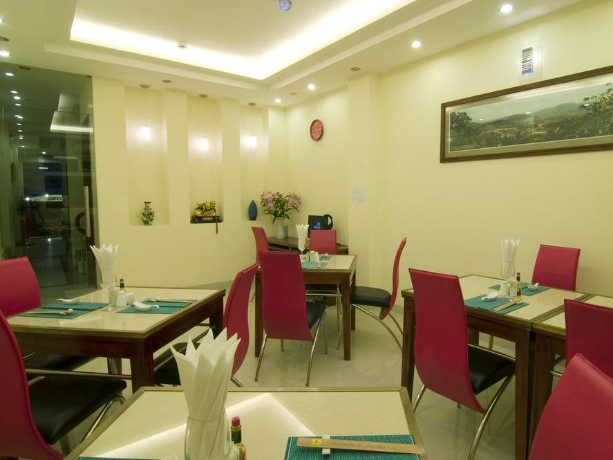 Ipeace - Bui Vien Walking Street Hotel