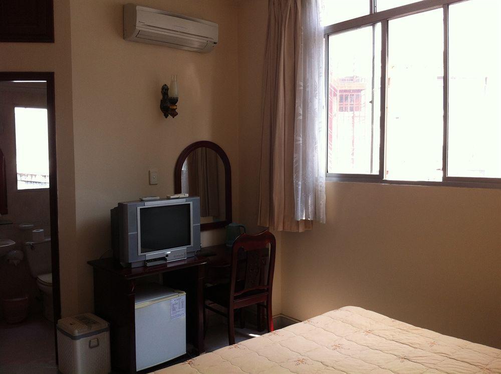 A25 - 35 Mac Thi Buoi Hotel 2*