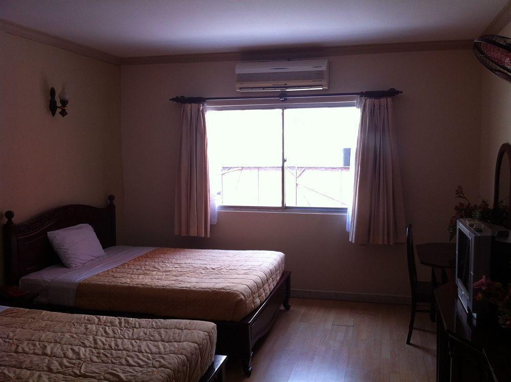 A25 - 35 Mac Thi Buoi Hotel 2*