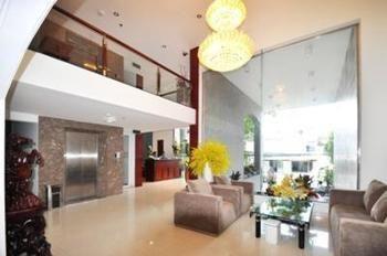 Hanz Vuong Quang Aparthotel