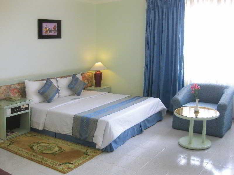 Thiên Hồng 3*