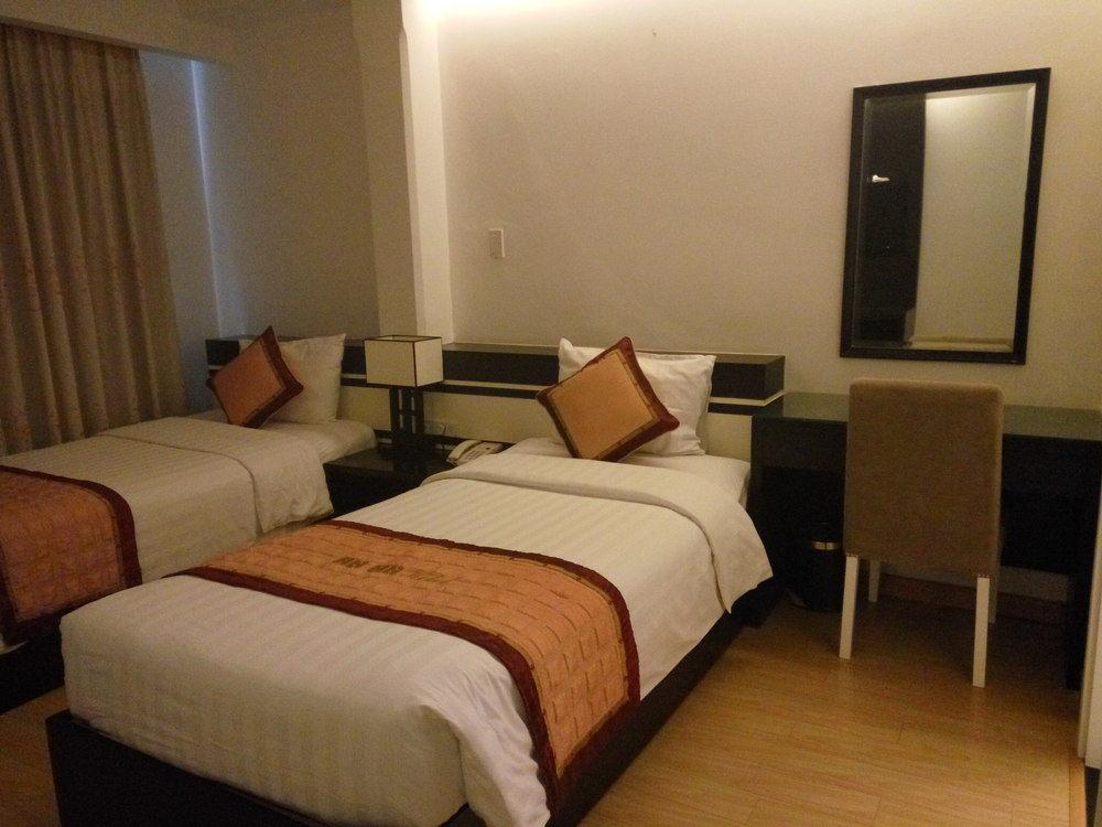 C Central Hotel Bui Vien 3*