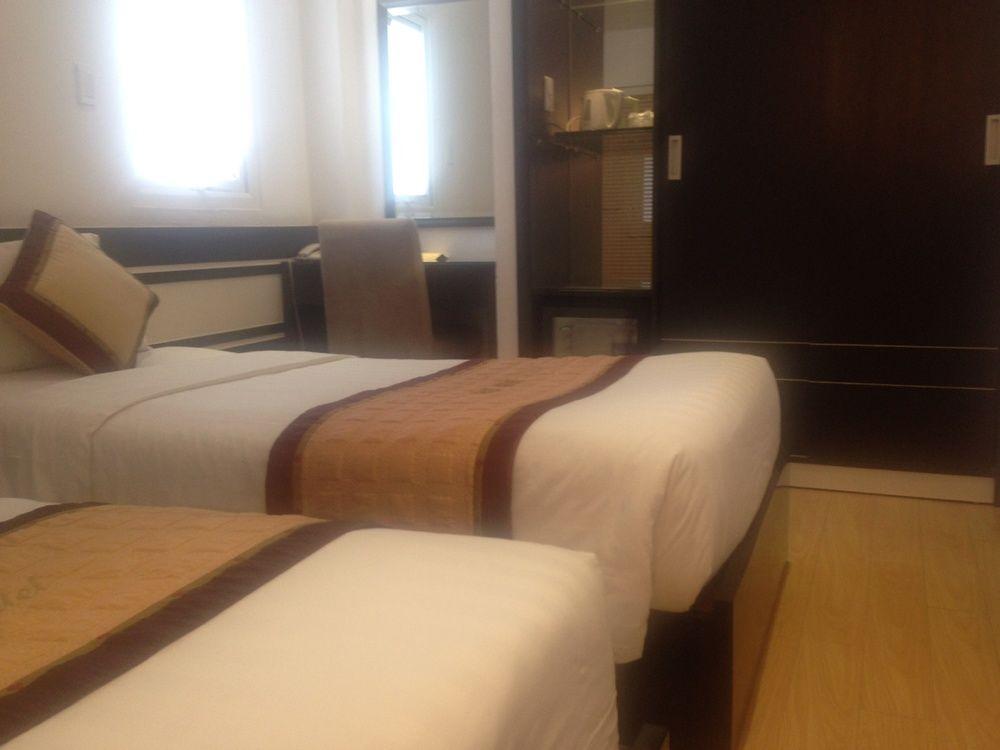 C Central Hotel Bui Vien 3*
