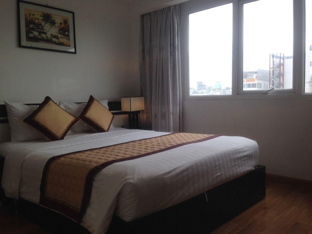C Central Hotel Bui Vien 3*
