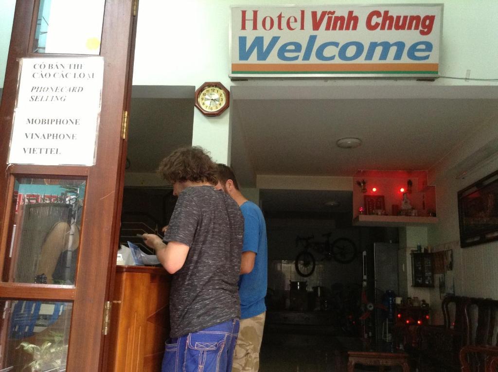 Vinh Chung Hotel 2*