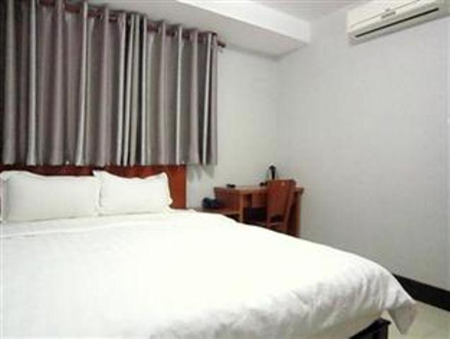 An Dong Center Chinatown Saigon Hotel
