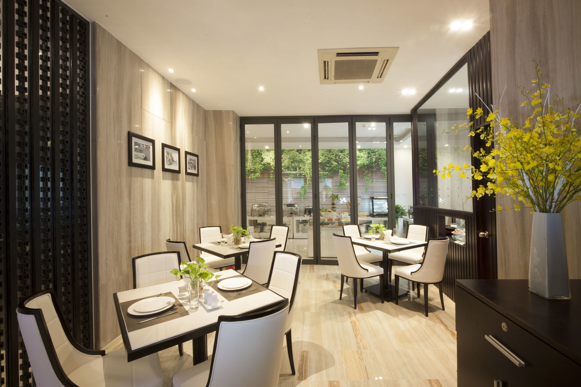 Sunrise Hotel Ho Chi Minh City