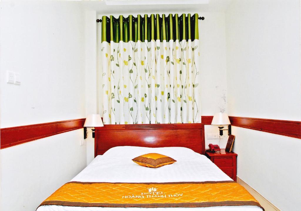 Hoang Thanh Thuy Airport 1 - Gan Am Thuc Dem Cho Hoang Hoa Tham Hotel 2*