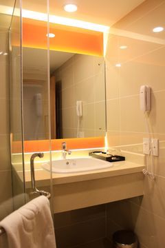 Hotel Ttc Deluxe Airport Bandar Ho Chi Minh
