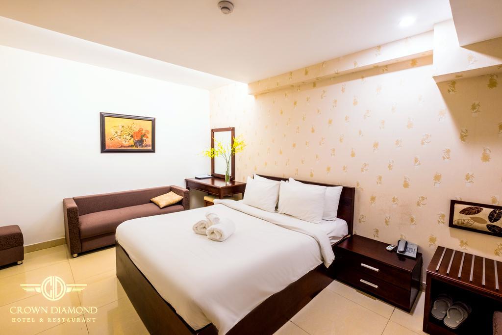 Hotel Crown Diamond - Phu My Hung District 7