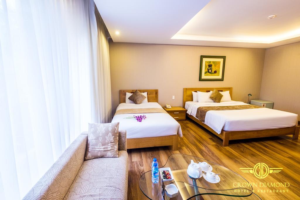 Hotel Crown Diamond - Phu My Hung District 7