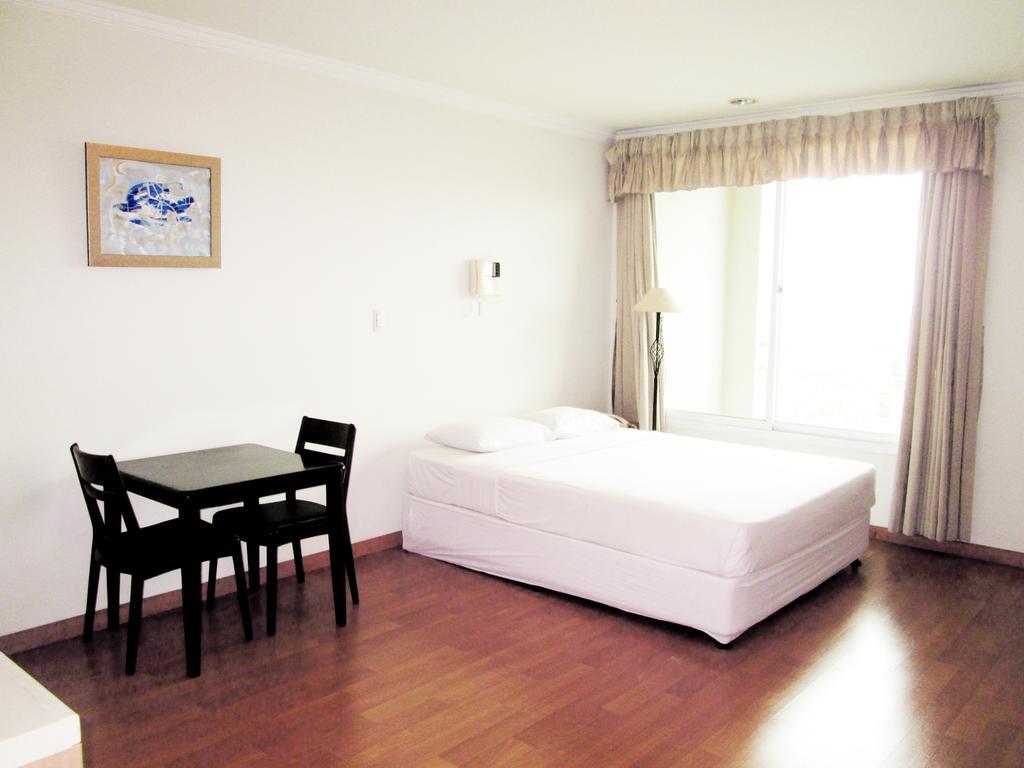 Hills Serviced Apartment