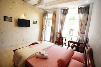 Vy Binh Hotel 2*
