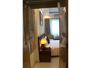 Hotel Ohana - Near Bitexco Ho Chi Minh City