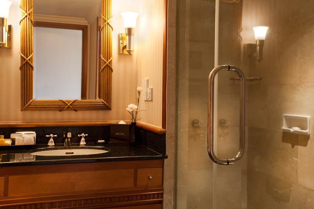 Sedona Suites Orchid Tower *