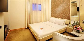 Golden Star Hotel 3*