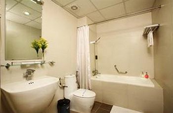 Golden Star Hotel 3*