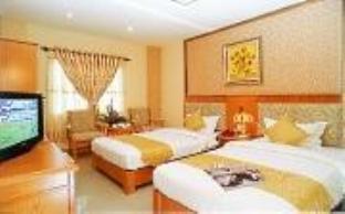 Cherry Hotel- Near Opera House 3*