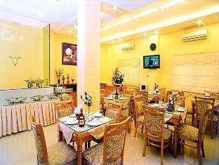Cherry Hotel- Near Opera House