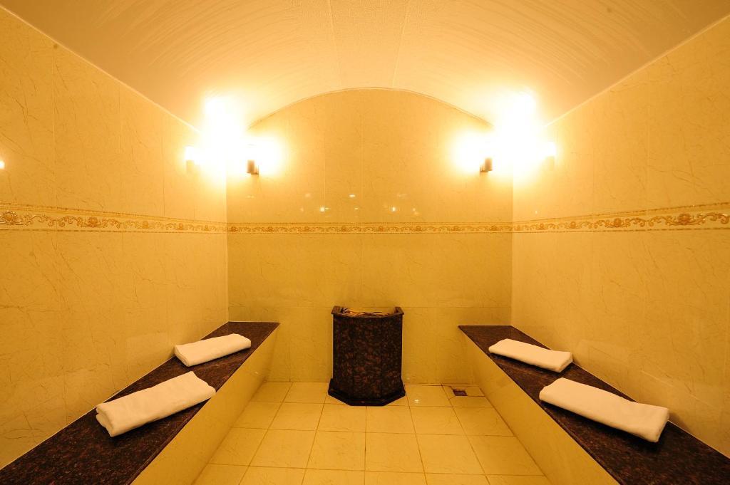 Hoa Long Hotel Ho Chi Minh City
