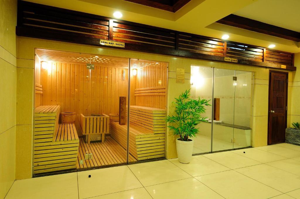 Hotel Hoa Long 2*