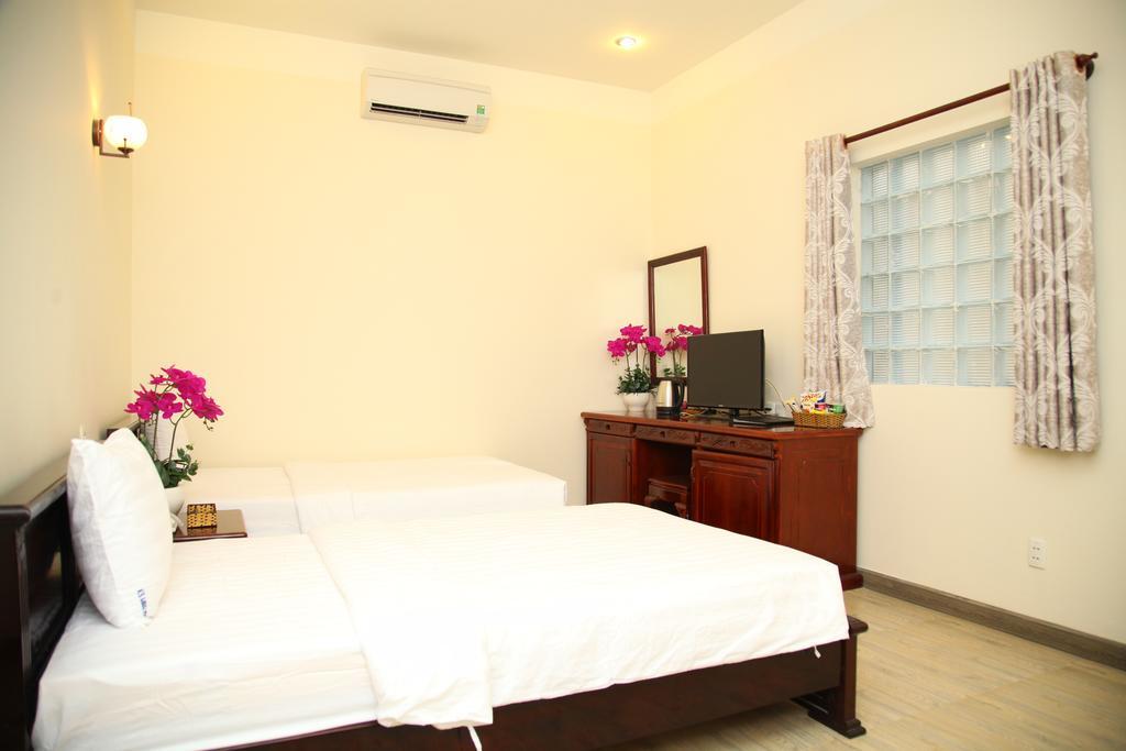 Minh Tam And Ho Chi Minh City