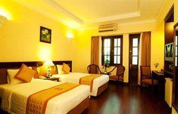 Hotel Huong Sen 3*