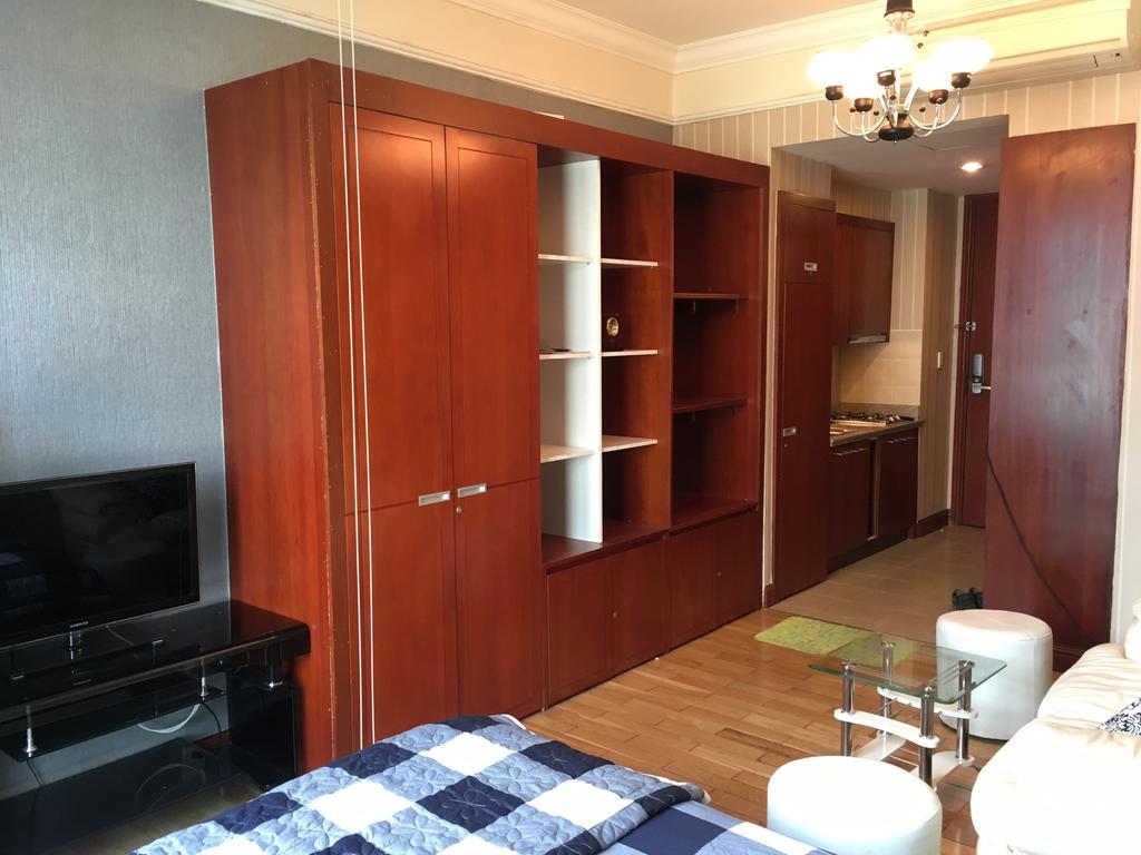 Manor 2 Apartment