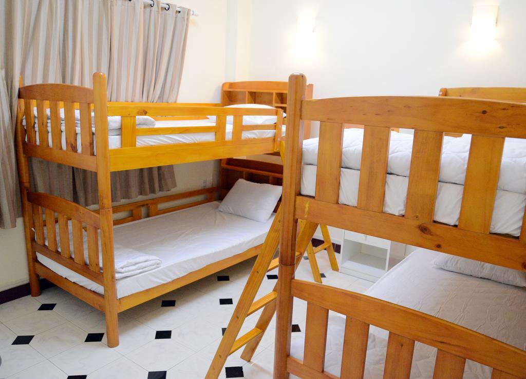 Hostel Snow House