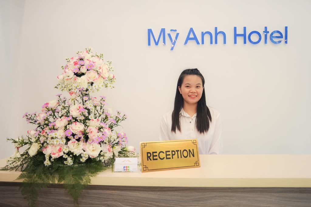 My Anh 120 Saigon Ben Thanh Market