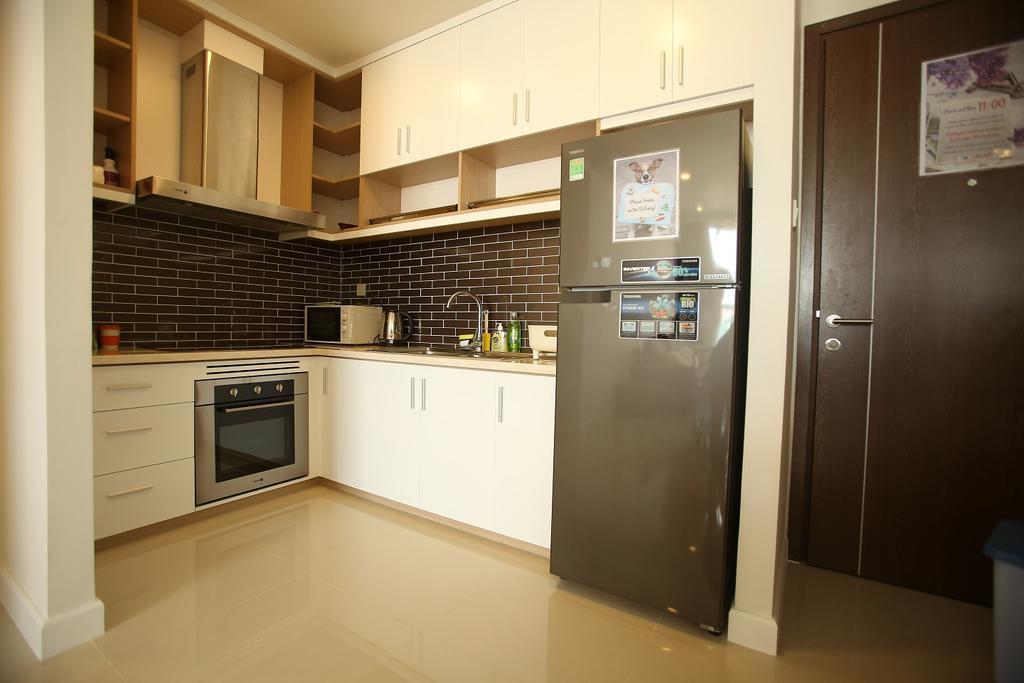 Rivergate - Luxury Across D1 - Free Pool,gym,netflix *