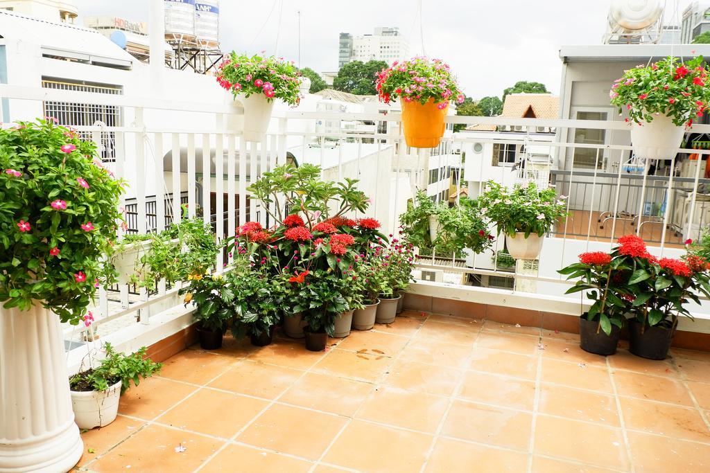 Homestay Saigon Corner House *