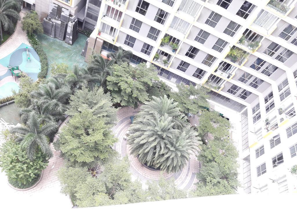 Bluesky Serviced Airport Plaza Apartment