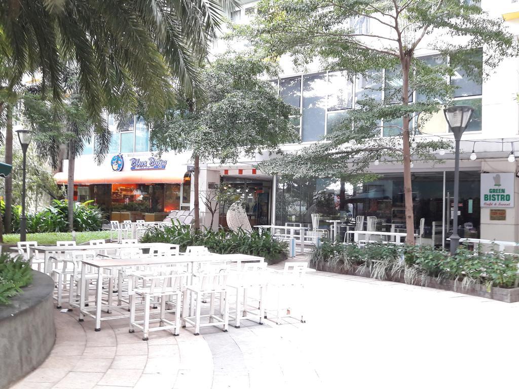 Apartment Bluesky Serviced Airport Plaza