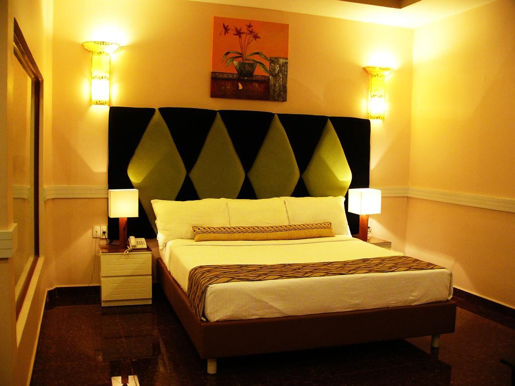 Fortune 1127 - Hotel 2*