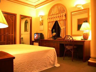 Hotel The Spring Ho Chi Minh City