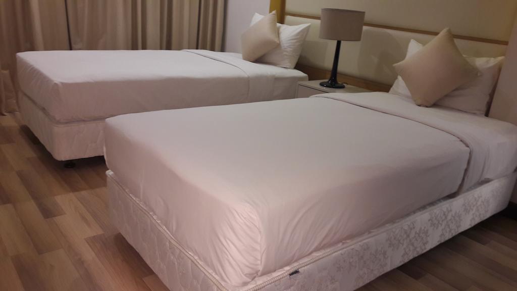 Bluesky Serviced Airport Plaza * Ho Chi Minh City