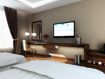 Athena Hotel 4*