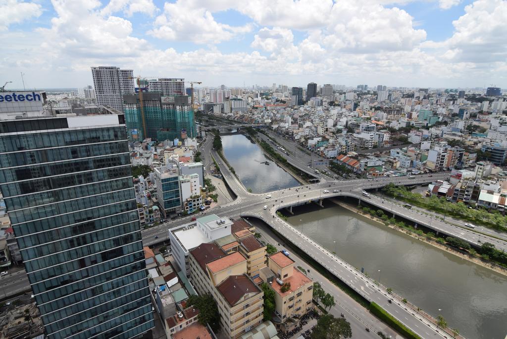 Rivergate - Luxury Across D1 - Free Pool,gym,netflix * Ho Chi Minh City
