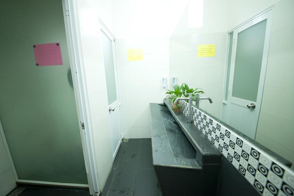 Hostel Wanderlust Saigon & Rooftop Bar *