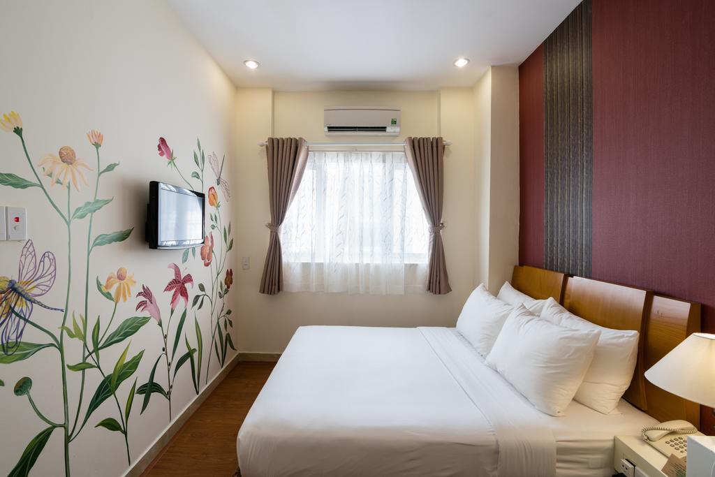 Asian Ruby Center Point & Hotel