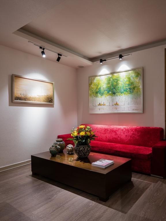 Asian Ruby Center Point & Hotel 3*