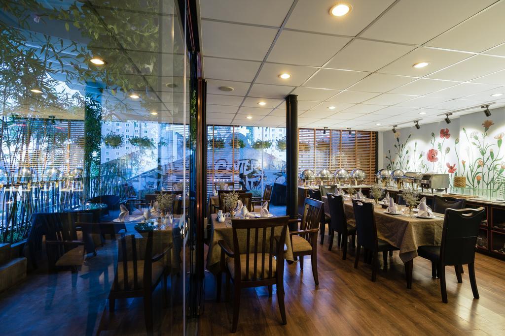 Hotel Asian Ruby Center Point & 3*