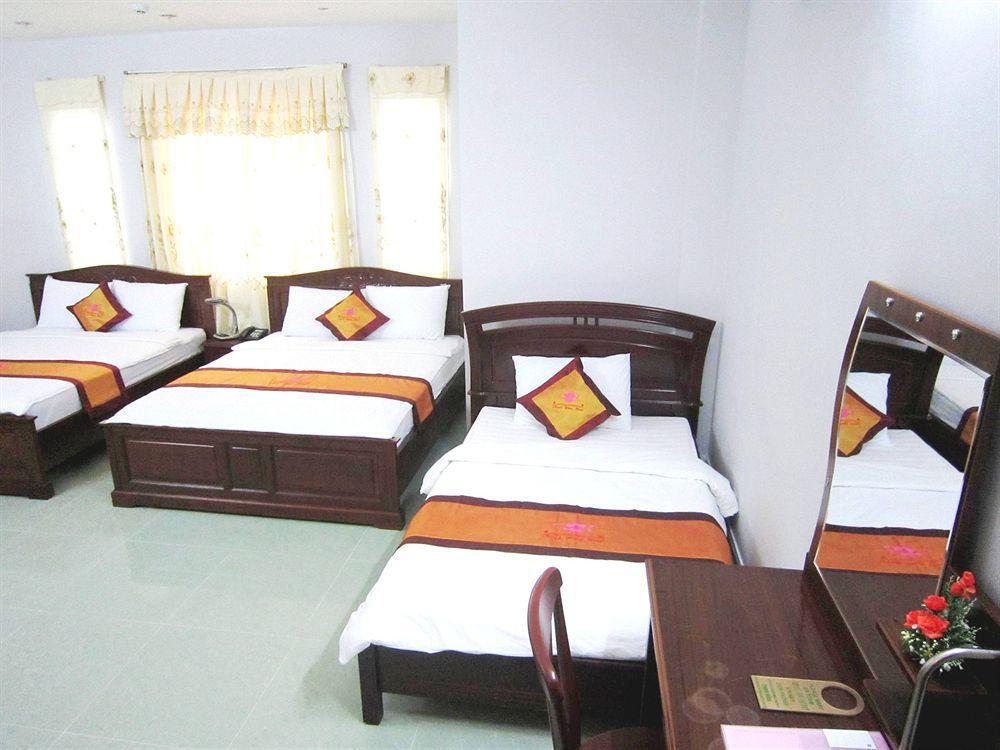 Hotel Thanh Hong 2*